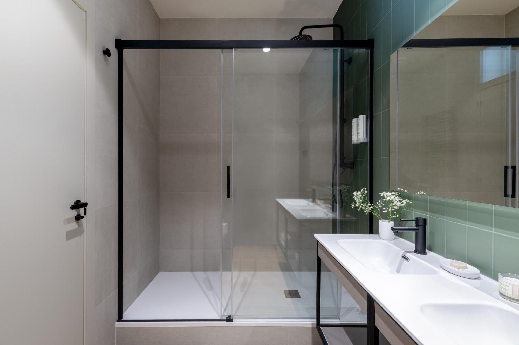 Five-Bedroom Apartment