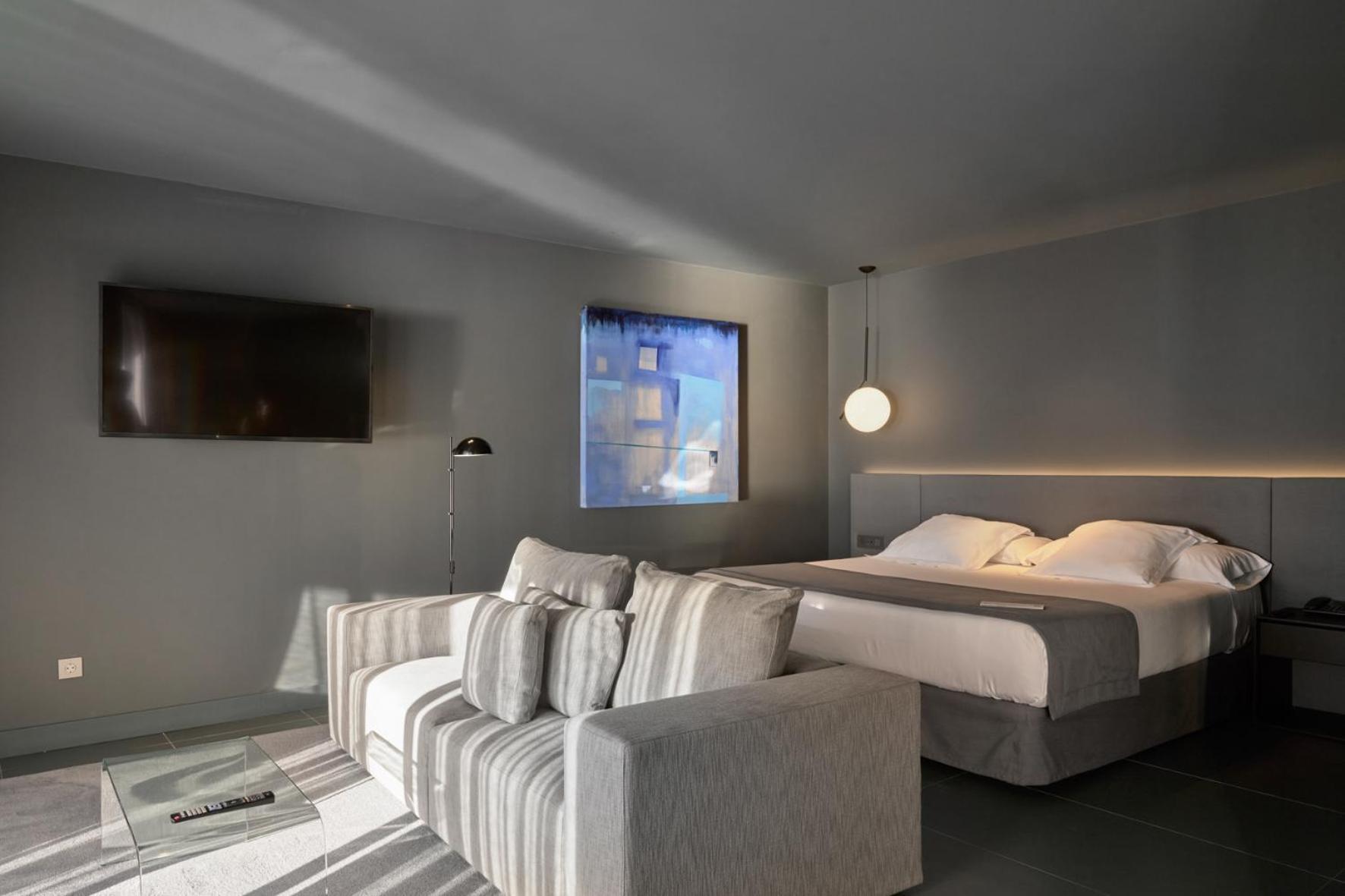 Premium Suite