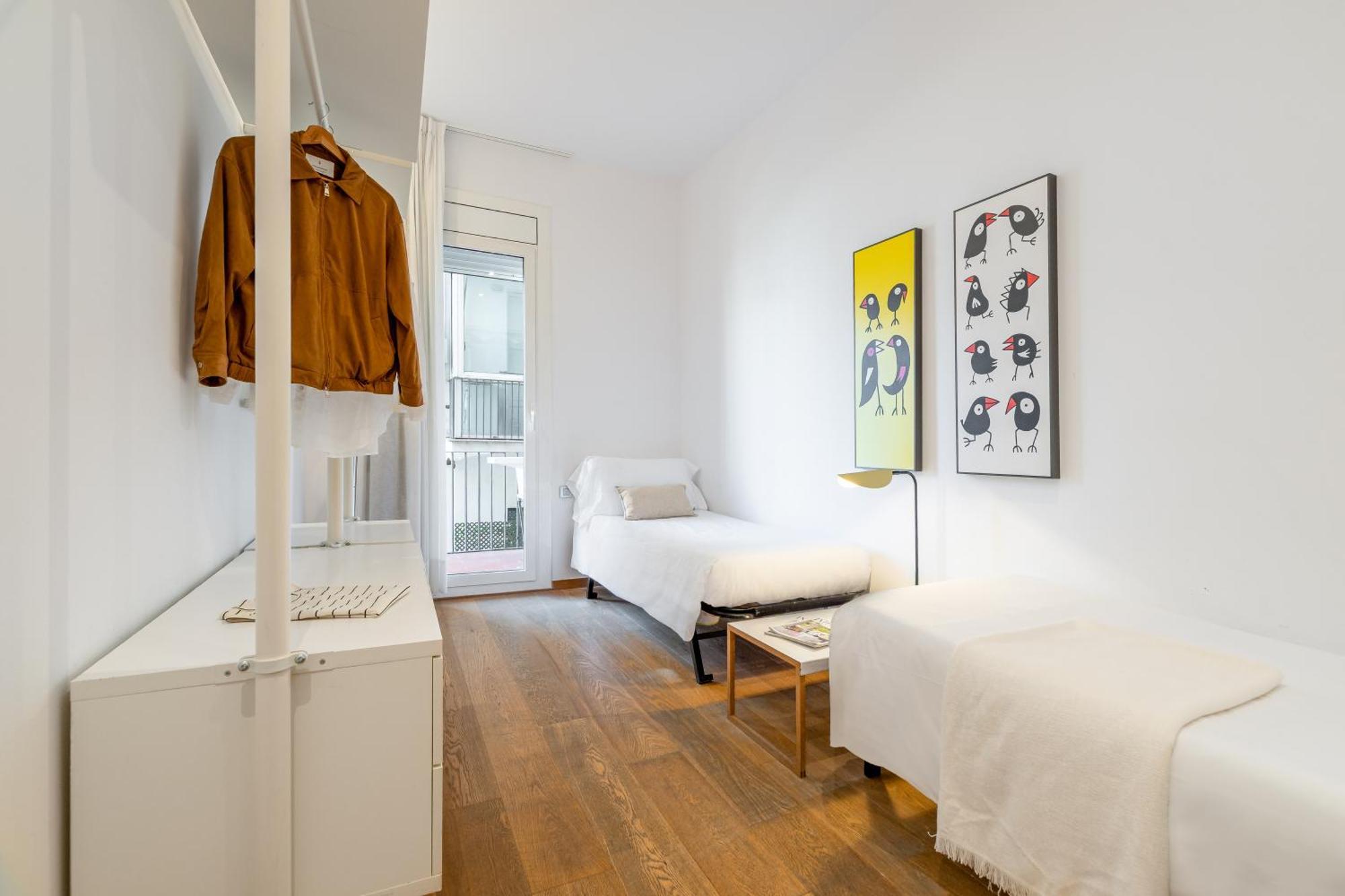 Deluxe Four-Bedroom Apartment