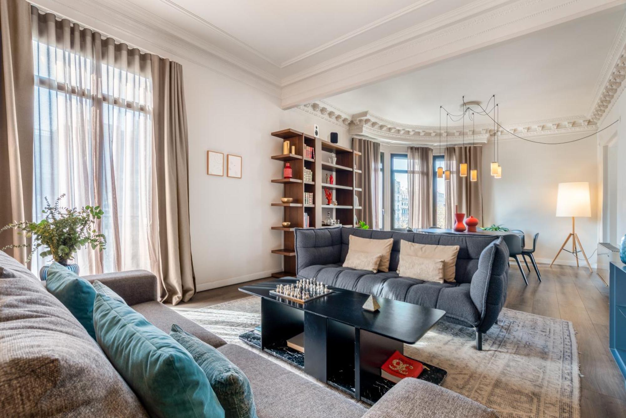 Superior Five-Bedroom Apartment,1765436656:JPEG
