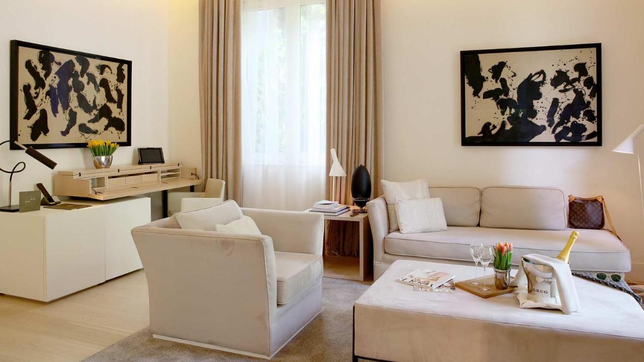 Suite with Garden View