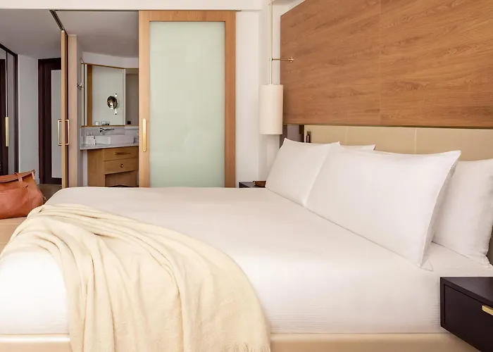 Torre Melina, A Gran Melia Hotel Barcelona